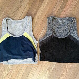 Pair of Beyond Yoga crop tops - size M